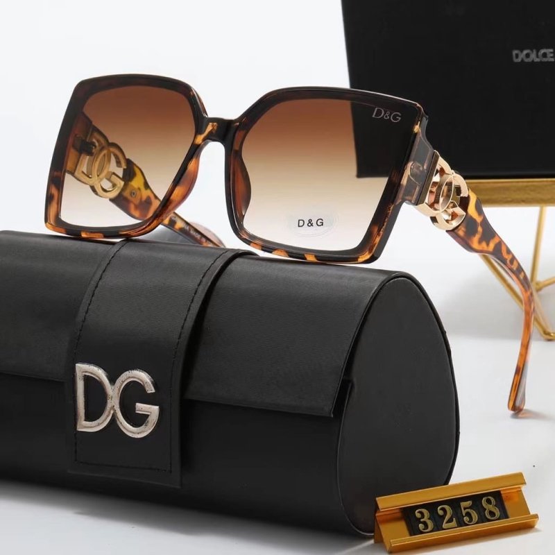 oculos-de-sol-feminino-quadrado-luxuoso-721662_440d2686-d931-4518-b912-dbcc1eef67b4.jpg